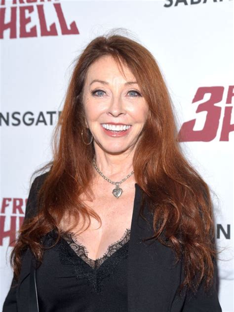 teresa wierson|Elvira aka Cassandra Peterson reveals 19